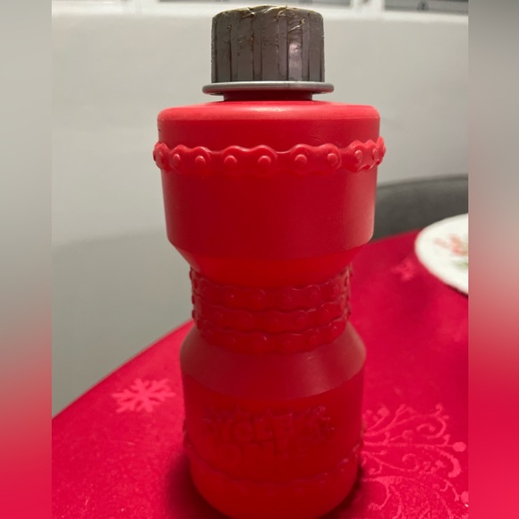 Good condition!! Vintage Coca-Cola Collectible Plastic Water Bottle - Picture 3 of 4